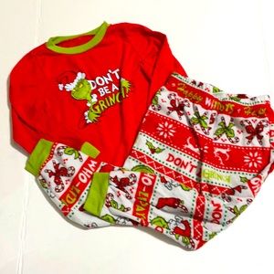 Holiday pajama set The Grinch fleece pjs warm comfy Christmas pajamas 4T